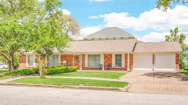 3528 Avenue L, Galveston, TX 77550