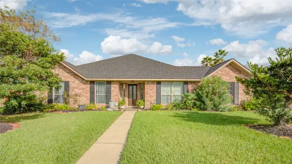 2151 Navajo PASS, League City, TX 77573