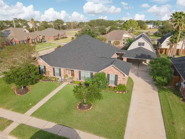 2151 Navajo PASS, League City, TX 77573