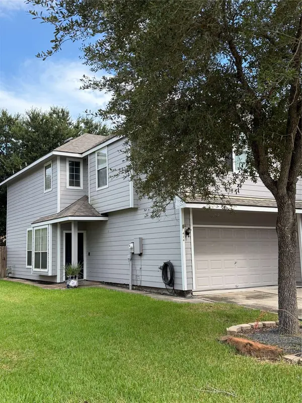 414 Folk Crest LN, Dickinson, TX 77539