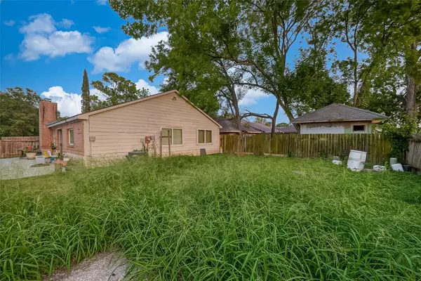 7623 Brookleaf DR, Houston, TX 77041