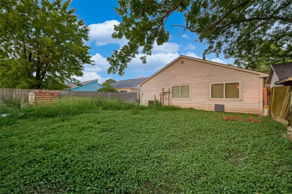 7623 Brookleaf DR, Houston, TX 77041