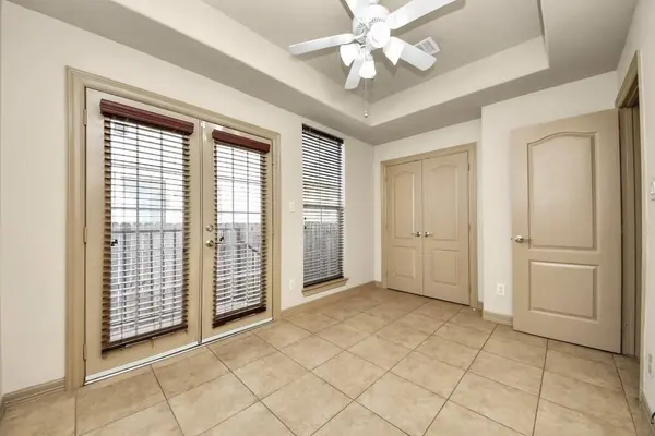 5711 Kiam ST, Houston, TX 77007