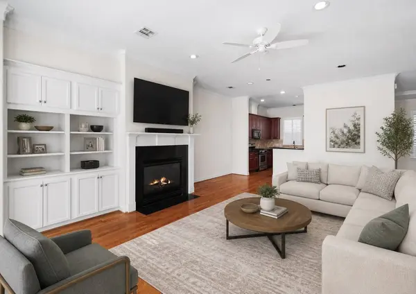 2150 Bancroft ST, Houston, TX 77027