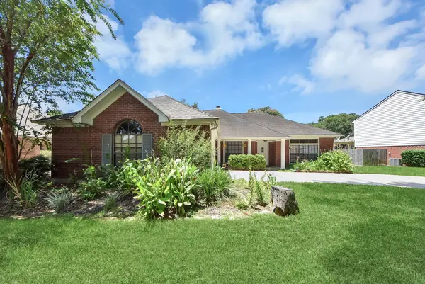 7615 Clover Canyon Circle CIR, Houston, TX 77095