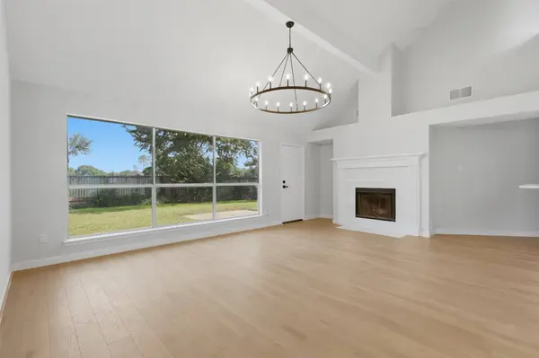 3019 Lotus LN, Pearland, TX 77584