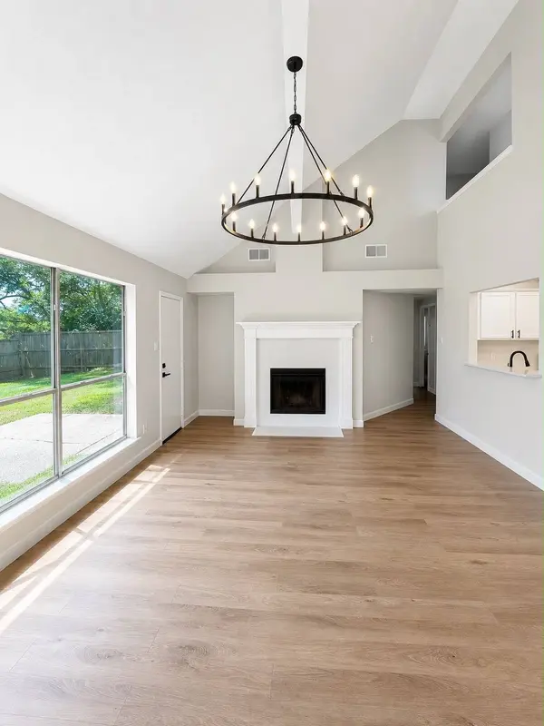 3019 Lotus LN, Pearland, TX 77584