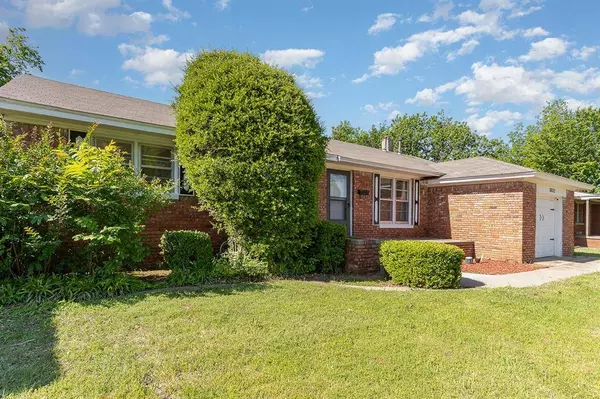 3032 NW 67th ST, Oklahoma City, OK 73116