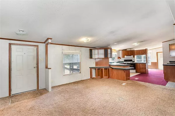 9655 Forest Hills DR, Harrah, OK 73045