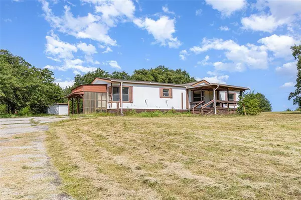 9655 Forest Hills DR, Harrah, OK 73045