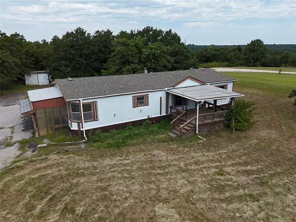 9655 Forest Hills DR, Harrah, OK 73045