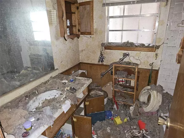 8917 S Indiana AVE, Oklahoma City, OK 73159