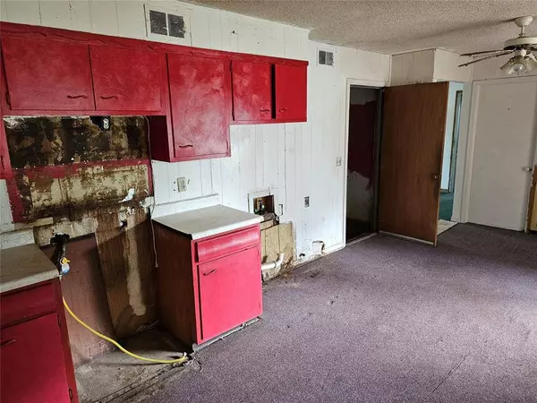 713 NE 79th PL, Oklahoma City, OK 73114