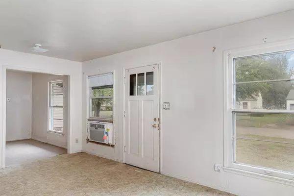 3904 SE 25th ST, Del City, OK 73115