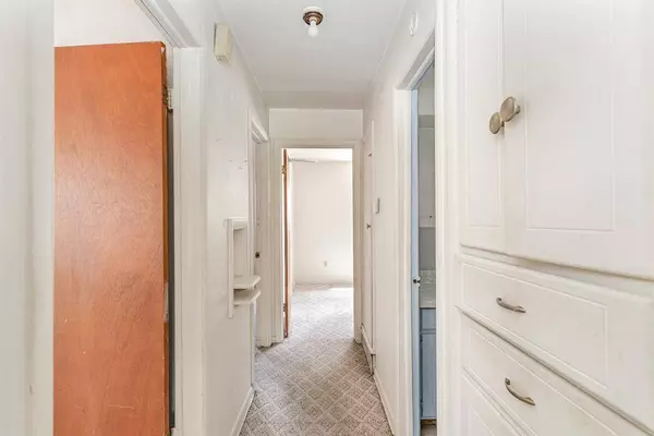 7009 NW 61st ST, Bethany, OK 73008