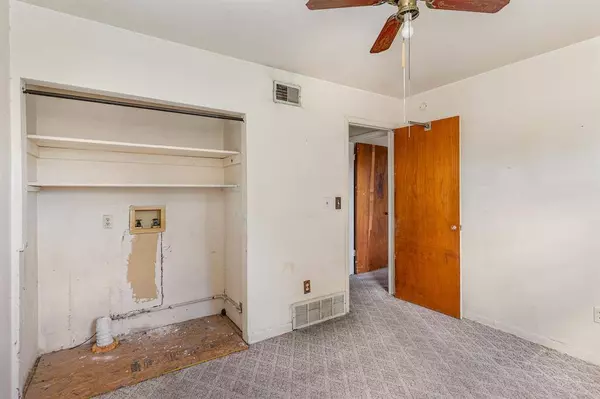 7009 NW 61st ST, Bethany, OK 73008