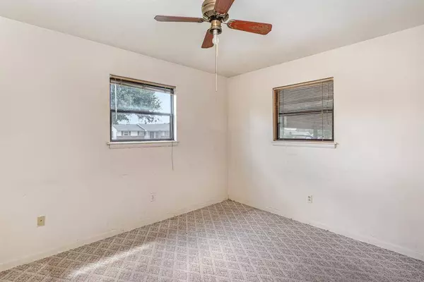 7009 NW 61st ST, Bethany, OK 73008