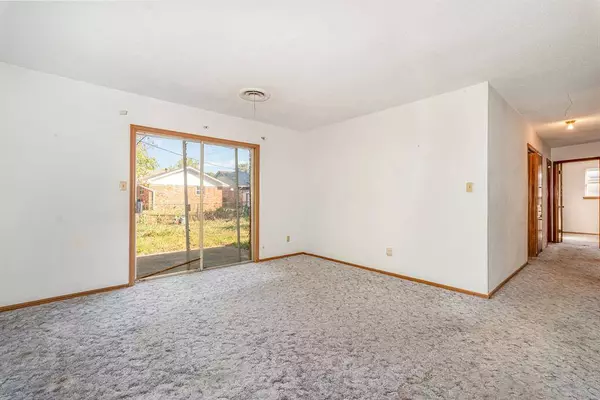 992 Barkley CIR, Norman, OK 73071