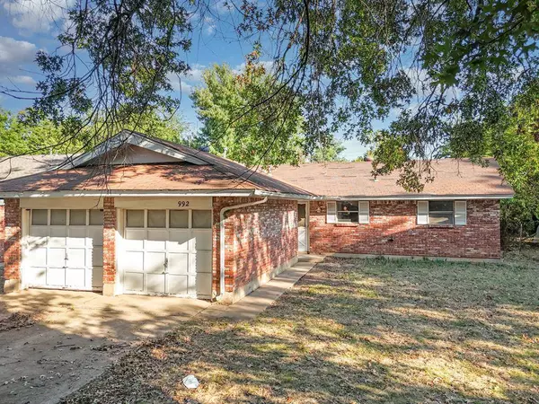 992 Barkley CIR, Norman, OK 73071