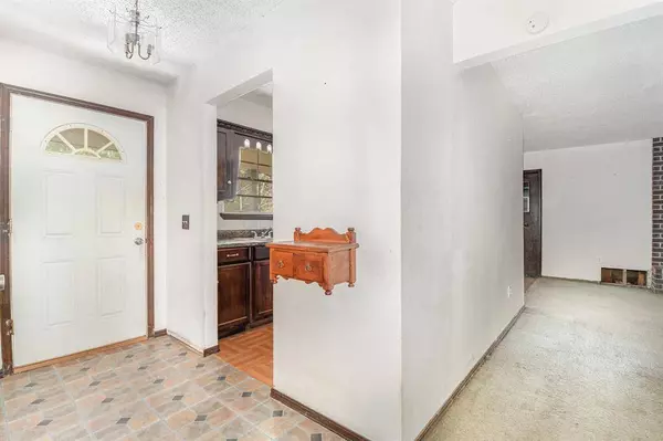 2100 Oakhollow DR, Newcastle, OK 73065