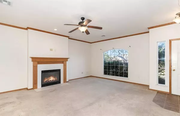 2253 Gray Dove DR, Shawnee, OK 74804