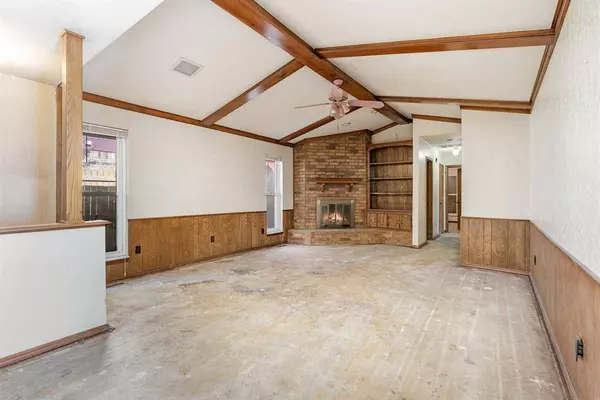 7914 Harvest Hills RD, Oklahoma City, OK 73132