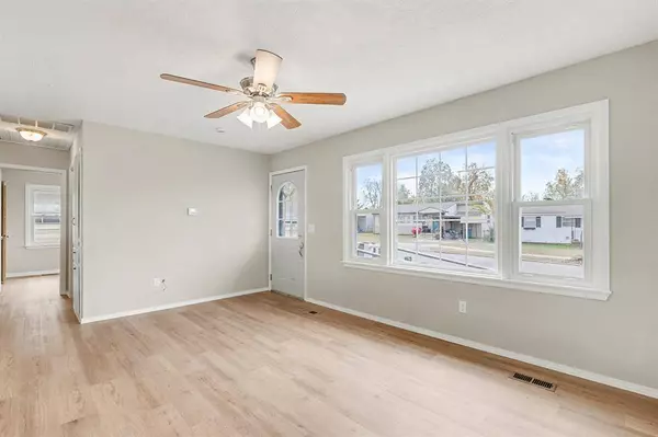 209 W 8th ST, Edmond, OK 73003