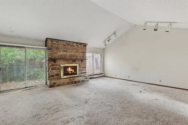 12108 Robinwood PL, Oklahoma City, OK 73120