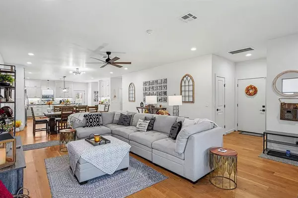 622 E Gray ST, Norman, OK 73071