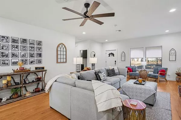 622 E Gray ST, Norman, OK 73071