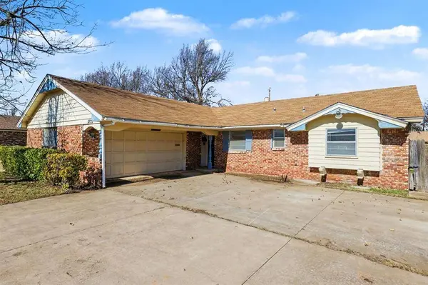 5725 Lawson LN, Oklahoma City, OK 73132