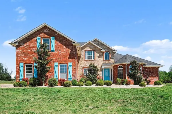 4551 Highland Lake DR, Norman, OK 73026