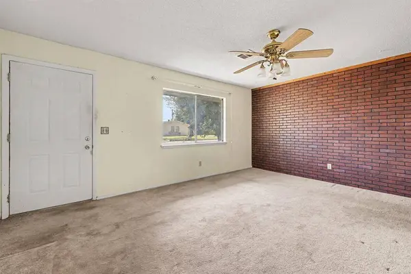 7721 NW 30th ST, Bethany, OK 73008