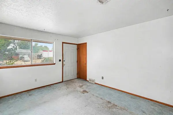 1421 SW 65th ST, Oklahoma City, OK 73159