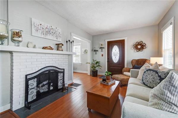 109 Monteray Avenue, Oakwood, OH 45419