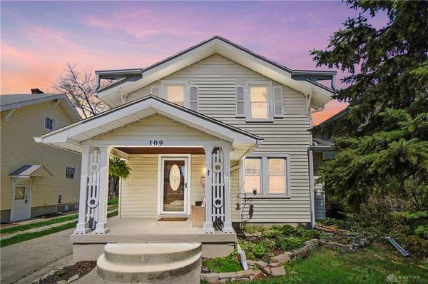 109 Monteray Avenue, Oakwood, OH 45419