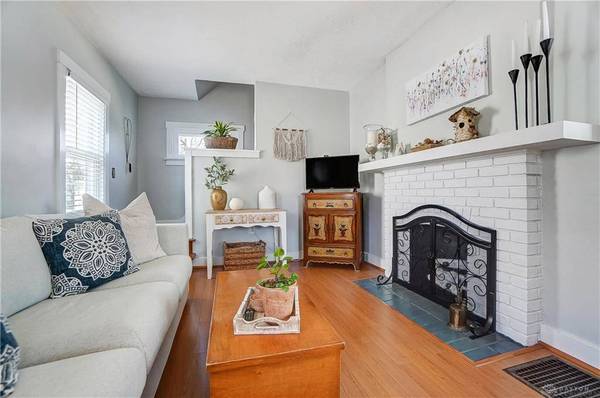 109 Monteray Avenue, Oakwood, OH 45419