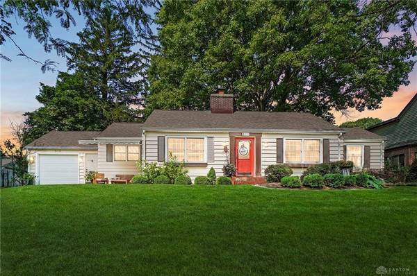 583 Acorn Drive, Oakwood, OH 45419