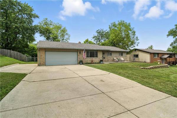819 Gleneagle Drive, Riverside, OH 45431
