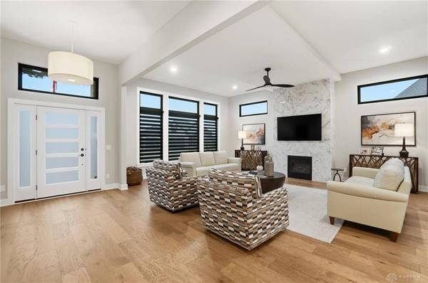 9363 Rochelle Lane, Clearcreek Twp, OH 45458