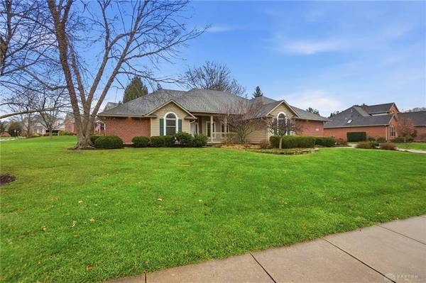 4254 Sarahs Way, Sugarcreek Township, OH 45440