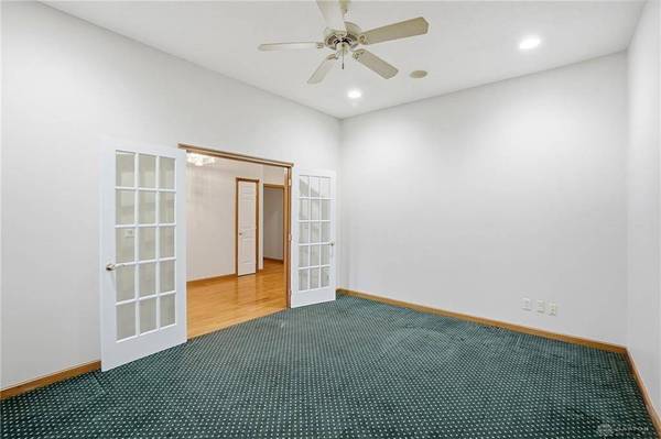 4254 Sarahs Way, Sugarcreek Township, OH 45440