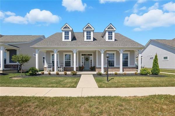 4049 Pepperwell Circle, Sugarcreek Township, OH 45440