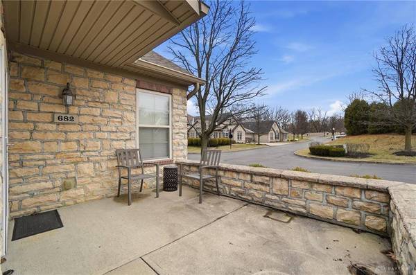 682 Sagamon Drive, Beavercreek, OH 45434