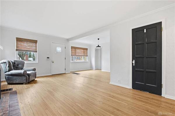 235 Claranna Avenue, Oakwood, OH 45419