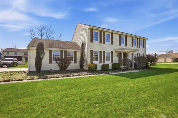 1985 Fox Run, Troy, OH 45373