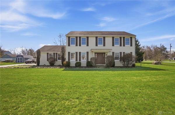 1985 Fox Run, Troy, OH 45373