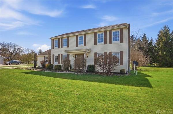 1985 Fox Run, Troy, OH 45373