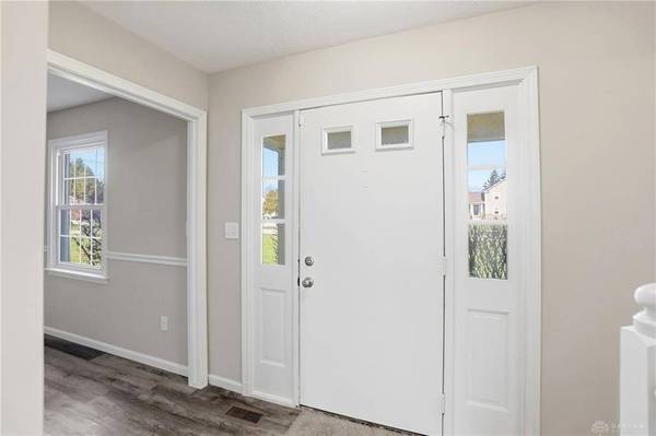 1985 Fox Run, Troy, OH 45373