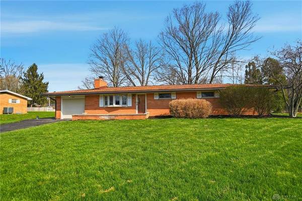 3454 Longleaf Avenue, Beavercreek, OH 45430